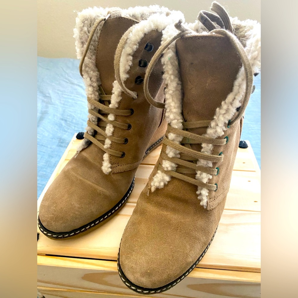 J.Crew MacAlister Wedged Bootie Tan Size 9